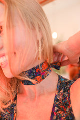 Silk choker