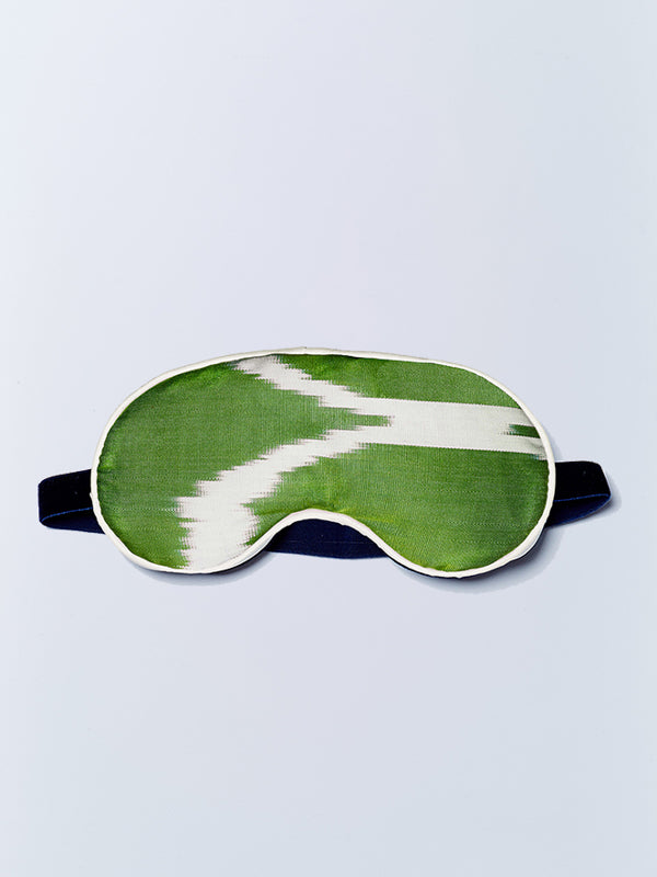 Green Sophie Silk Eye Mask with British Lavender